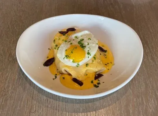 Crepes de Aji de Gallina