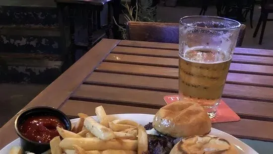 O'brien's Pub Burger