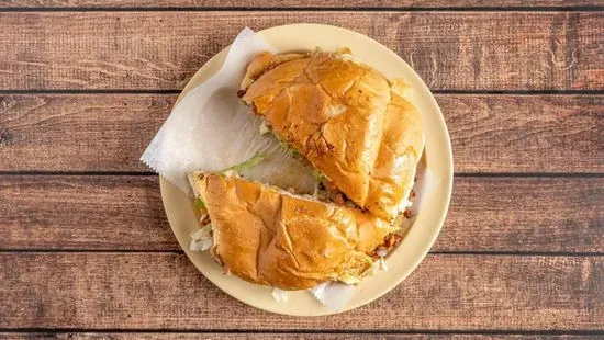 Pollo / Shredded Chicken Torta