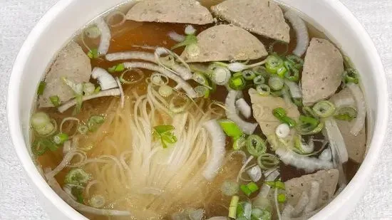 7a. Rice Noodle w/Beef Meatball / Phở Bò Viên