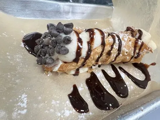 CANNOLI