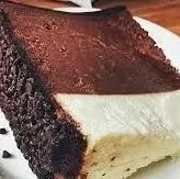 CHOCOLATE MOUSE CHEESECAKE