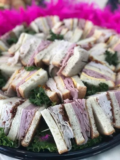 CLUB SANDWICH PLATTER (FEEDS UP TO 20 PPL)