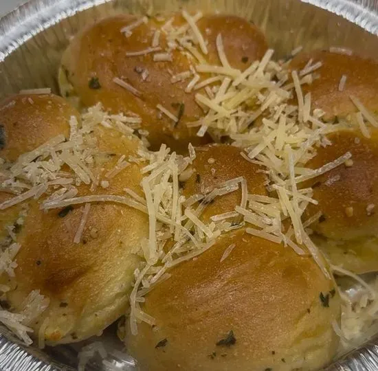 Garlic knots with Parmesan Cheese