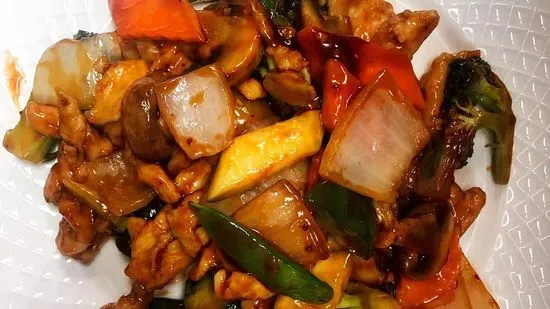 C12. Szechuan Chicken