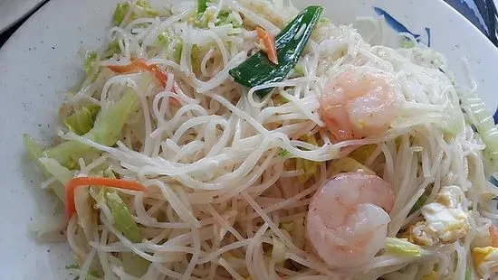 38. Shrimp Mi fen