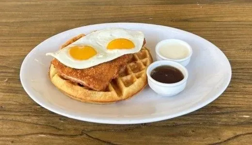 Chicken & Waffles A Caballo