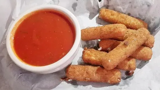 6 Pieces Fried Mozzarella Sticks