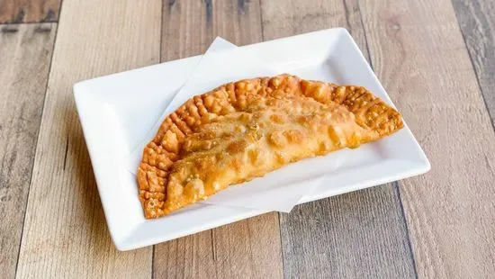 Empanada De Carne O Pollo