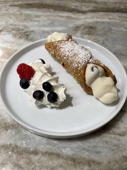 Cannoli Siciliano