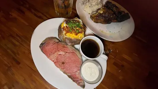 SLOW ROASTED PRIME RIB