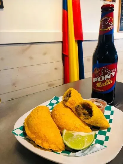 Empanadas de Carne / Beef Empanada