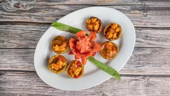 Tostones Relleno con Camarones (6 Piezas) / Green Plantain Filled with Shrimp (6 Pieces)