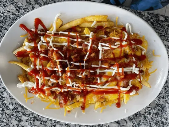 Papas Locas / French Fries with Bacon and Cheese