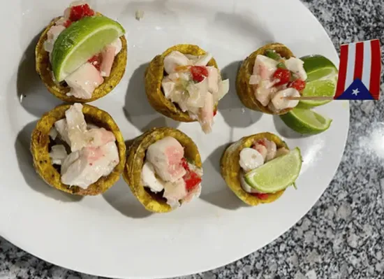 Tostones rellenos con Pulpo