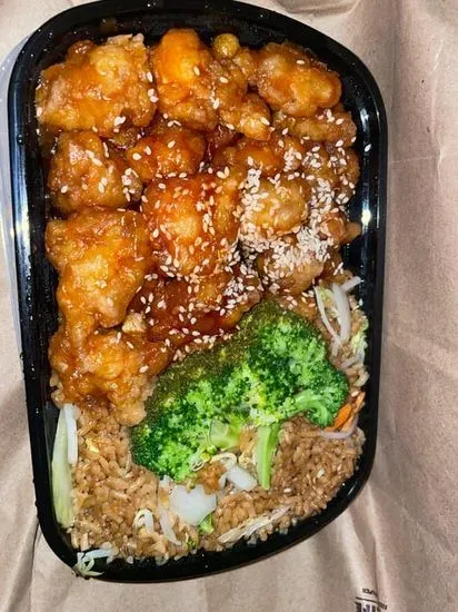 Sesame Chicken Combo Platter