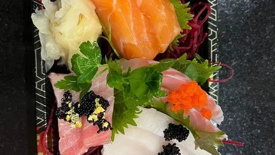 Sashimi Appetizer (8 Pieces)