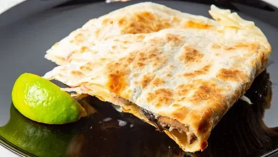 Hongo Quesadilla