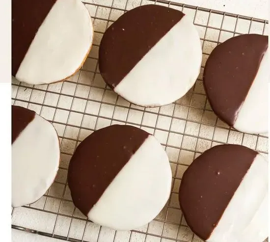 Black & White Cookie Mini 10 pack