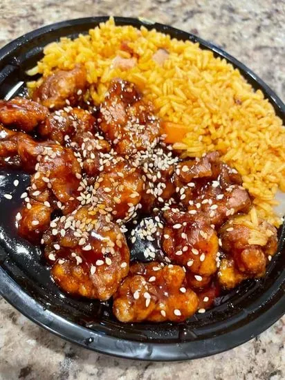 L26. Sesame Chicken Luncheon Special
