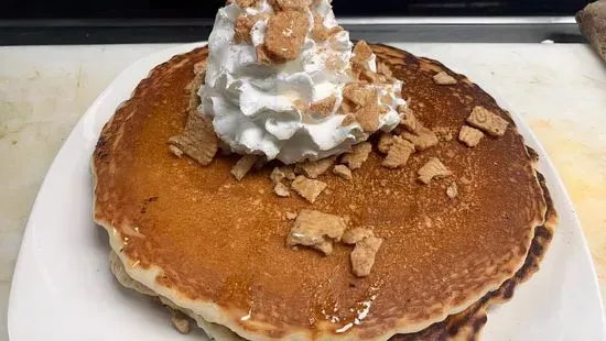 Cinnamon Crunch Pancakes