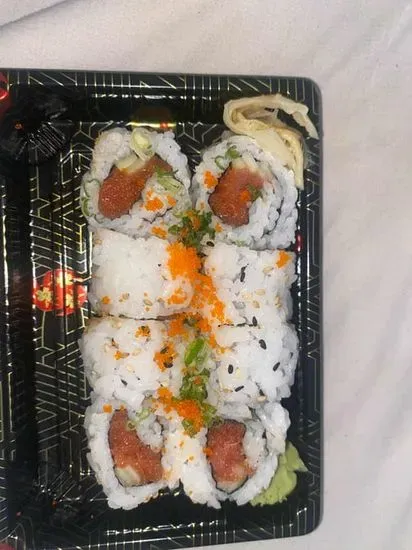 Spicy Tuna Roll (8)