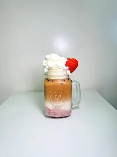 Strawberry Iced Latte