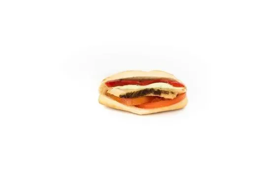 45. Grilled Chicken, roasted pepper, fresh tomato and alioli