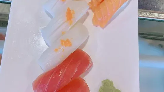 SE6. Tricolor Trio (Sushi Nigiri)