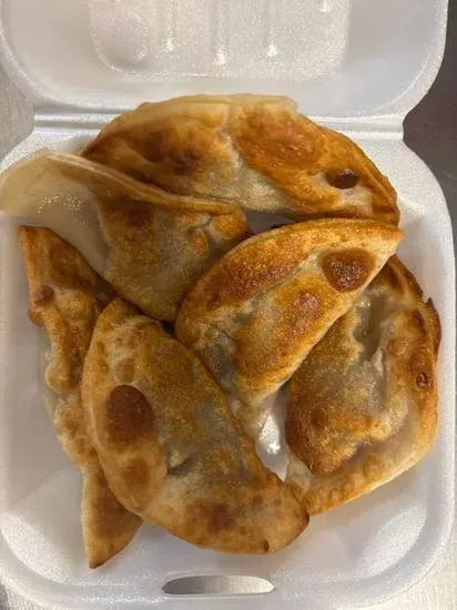 9.Fried Dumpling (6)/  锅贴（6）