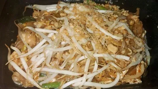 Pad Thai Noodle Dish