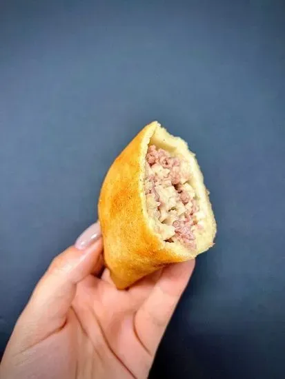 EMPANADA JAMON Y QUESO/HAM AND CHEESE