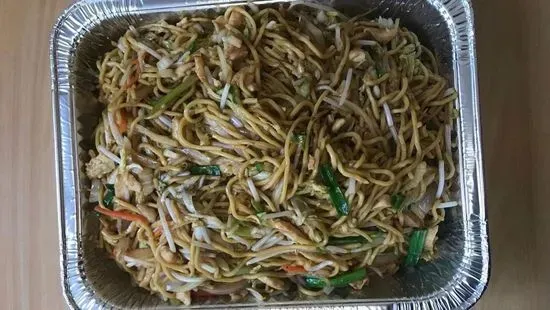 C6. Roast Pork or Chicken Lo Mein