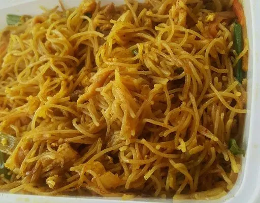 Roast Chicken Chow Mein