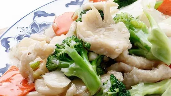 C05. Moo Goo Gai Pan