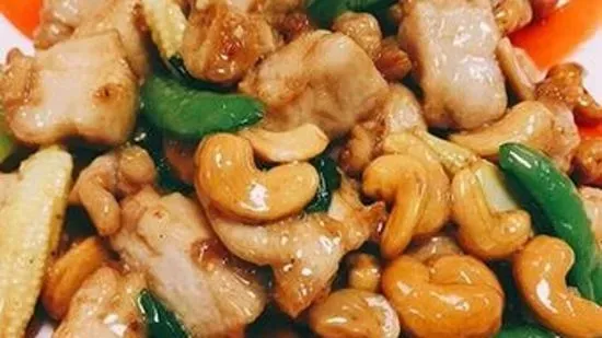 C03. Diced Chicken W. Cashew Nuts