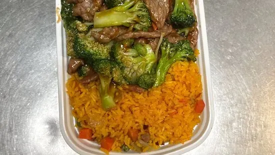 C9. Beef or Chicken with Broccoli