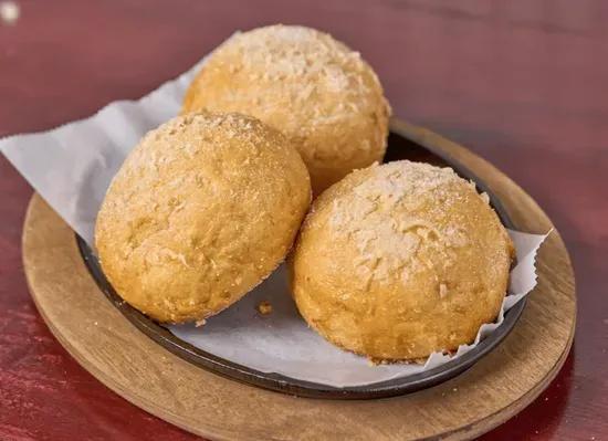 Pan de Coco / Coconut Bread