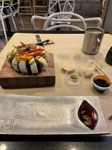 Hat Sushi Kong