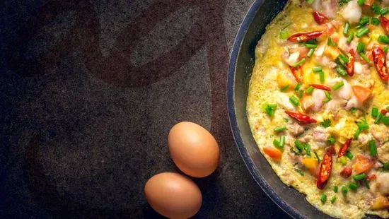 Breakfast Platter: Two eggs, Ham or Bacon, toast 