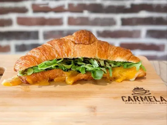 Cheese Croissant*