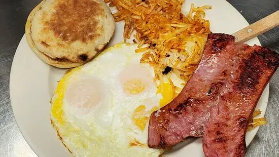 2 Eggs with Smoked Sausage 