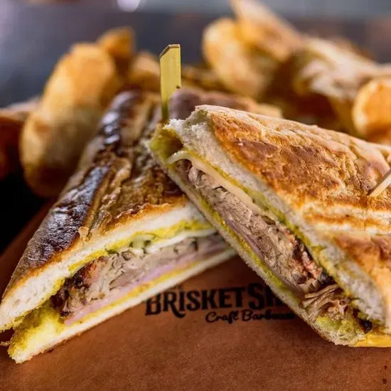 Smokehouse BBQue-ban Sandwich