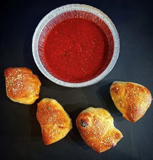 + GARLIC KNOTS