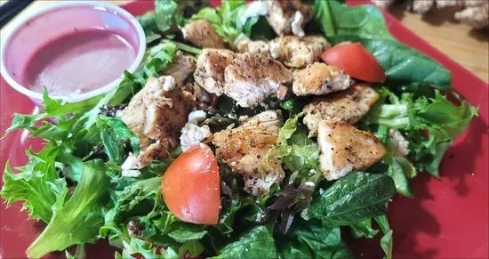 Mixed green salad