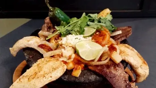 Supermolcajete