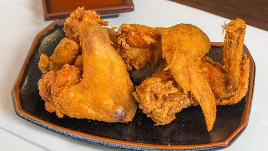 7. Fried Chicken Wings (8)