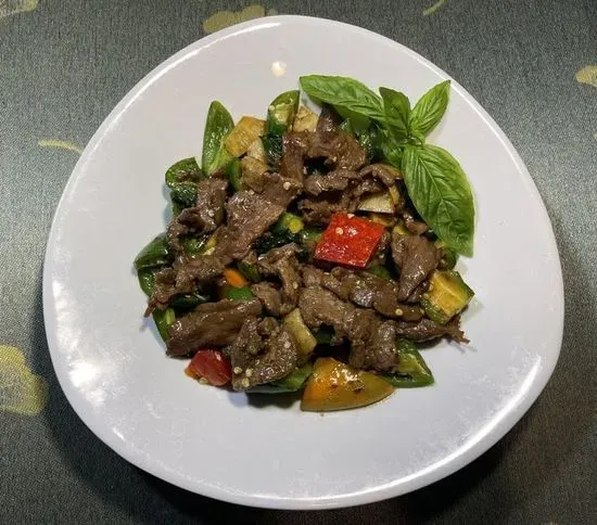 B10. Thai Basil Ginger Beef