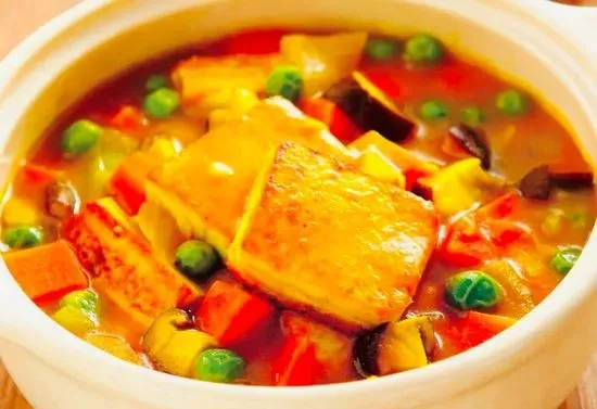 T3. Thai Yellow Curry Tofu & Vegetables