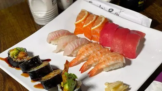 Sushi Deluxe